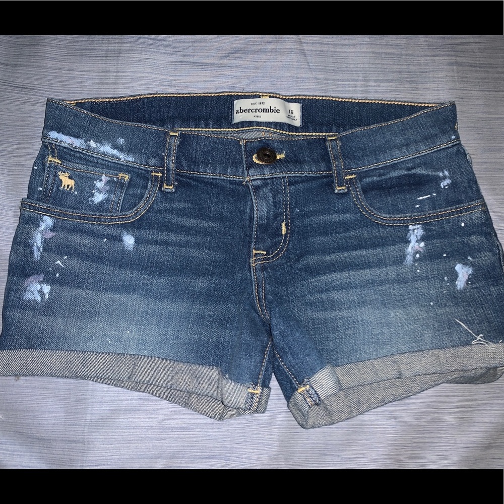 KIDS A&F chic paint splashed shorts